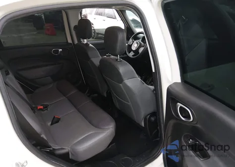 2015 Fiat 500L Lounge z USA, uszkodzony, nr VIN ZFBCFACH0FZ034644